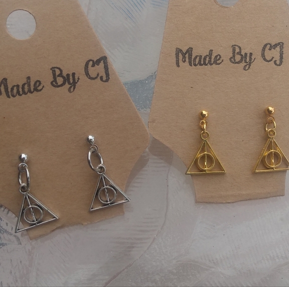 *Harry Potter Deathly Hallows Handmade earrings! Pick your style - Picture 2 of 6
